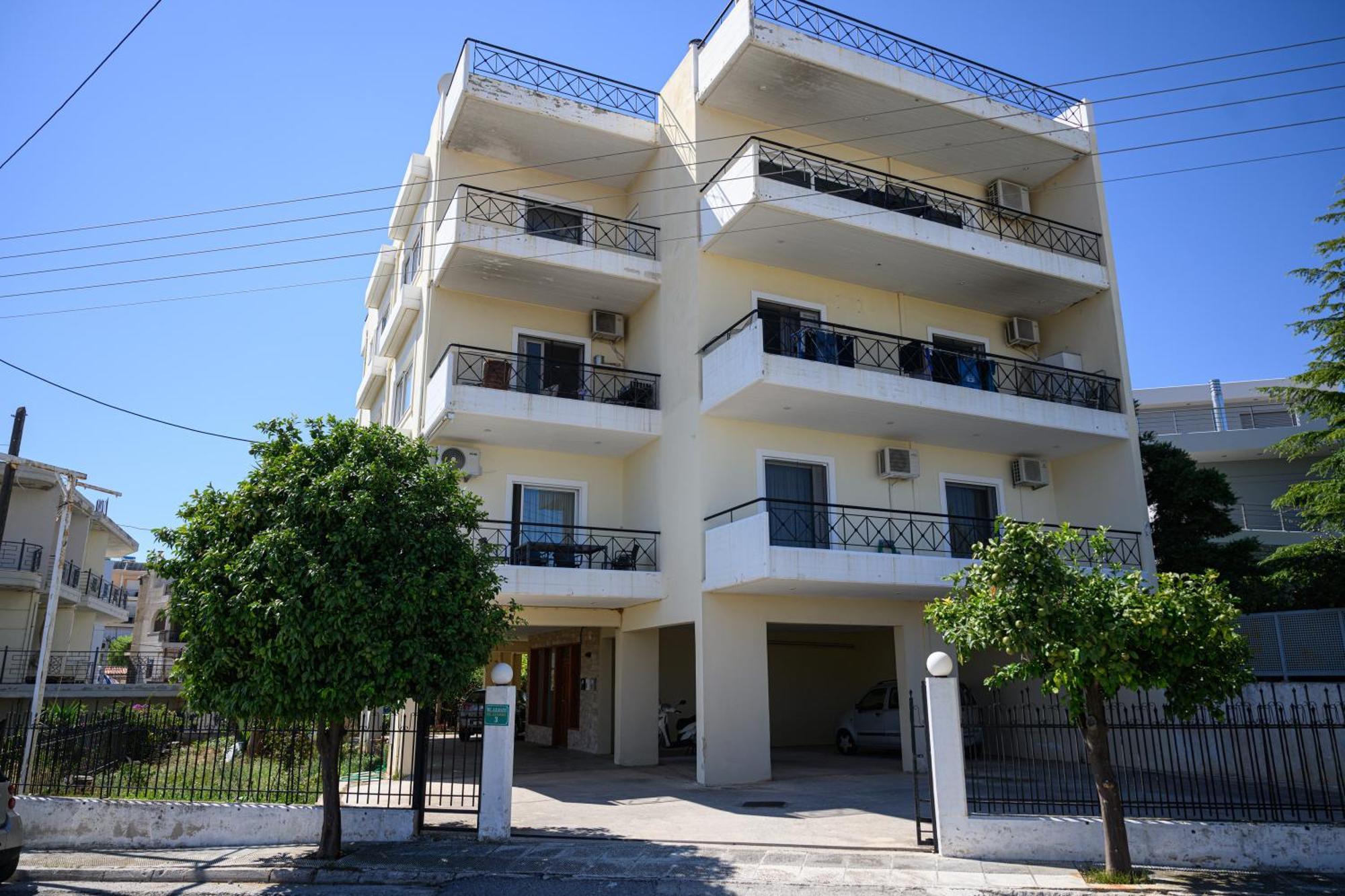 Alexander Apartments Airport Spáta Exterior foto